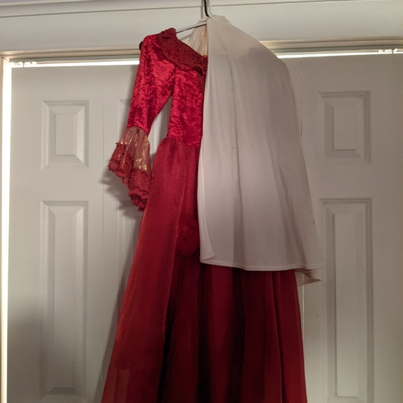 Walt Disney World Vintage Belle Dress with over cape and detachable hood! - Picture 11 of 11